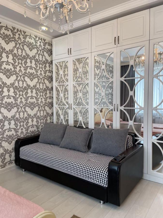 Whitehome In Park Avenue 阿斯坦纳 外观 照片